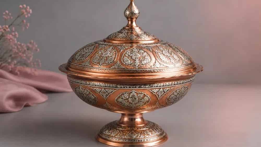 قیمت ظرف گنبدی پایه دار نقره کوب لوکس در مس فضلی زنجان